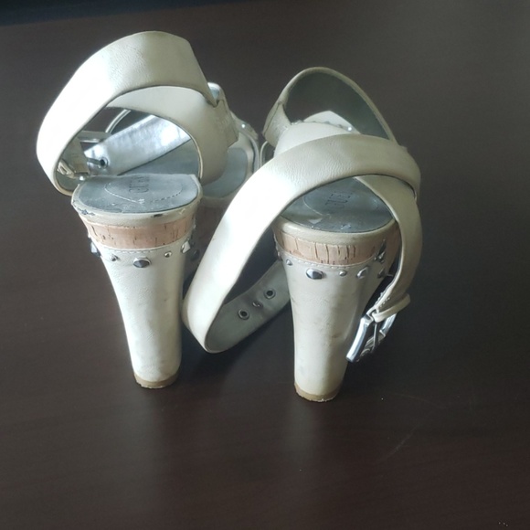Guess wedge platform ankle beige sandals - Picture 3 of 6